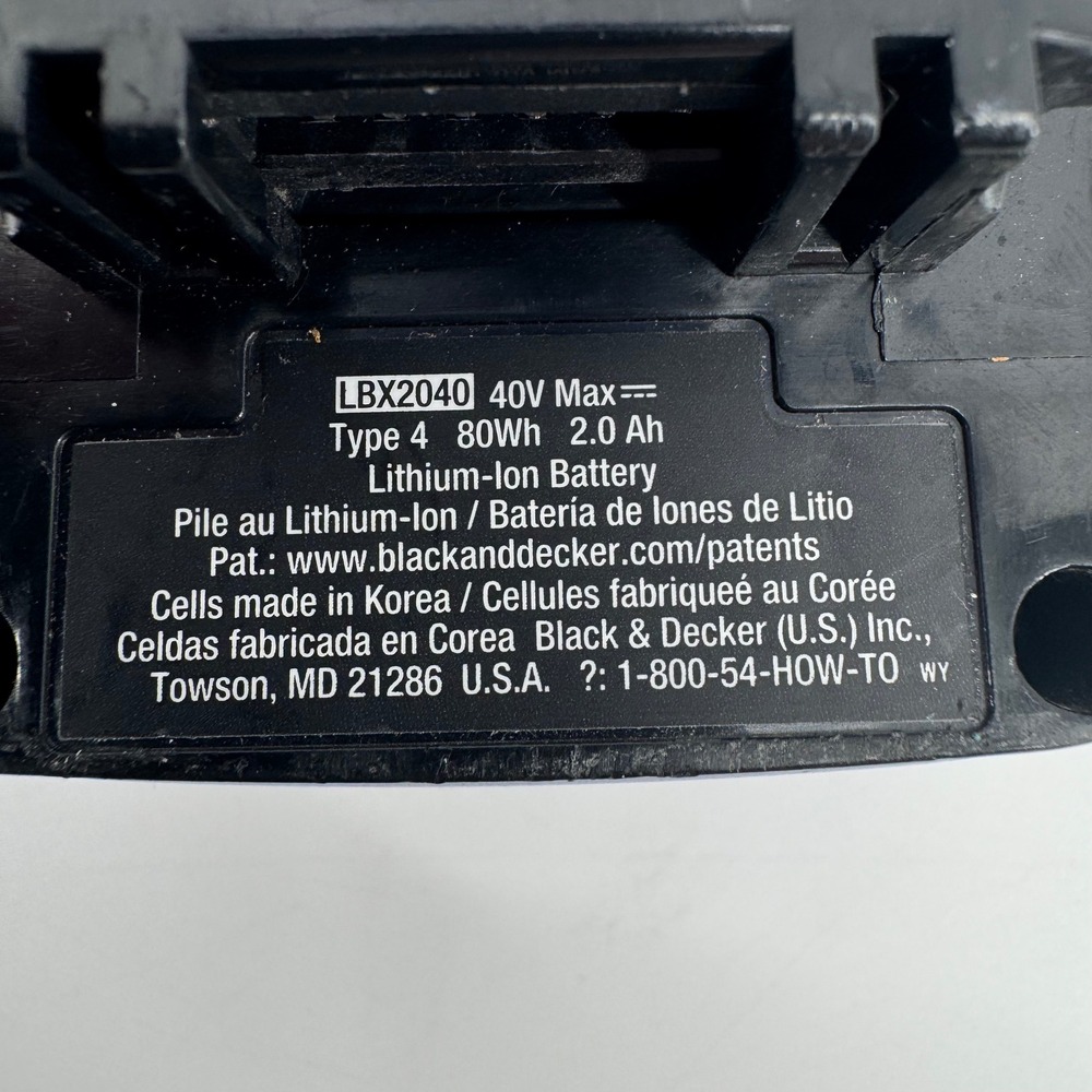 Black & Decker 40V Max Lithium Ion Battery LBX2040 2.0Ah and Charger Set - Picture 3 of 12